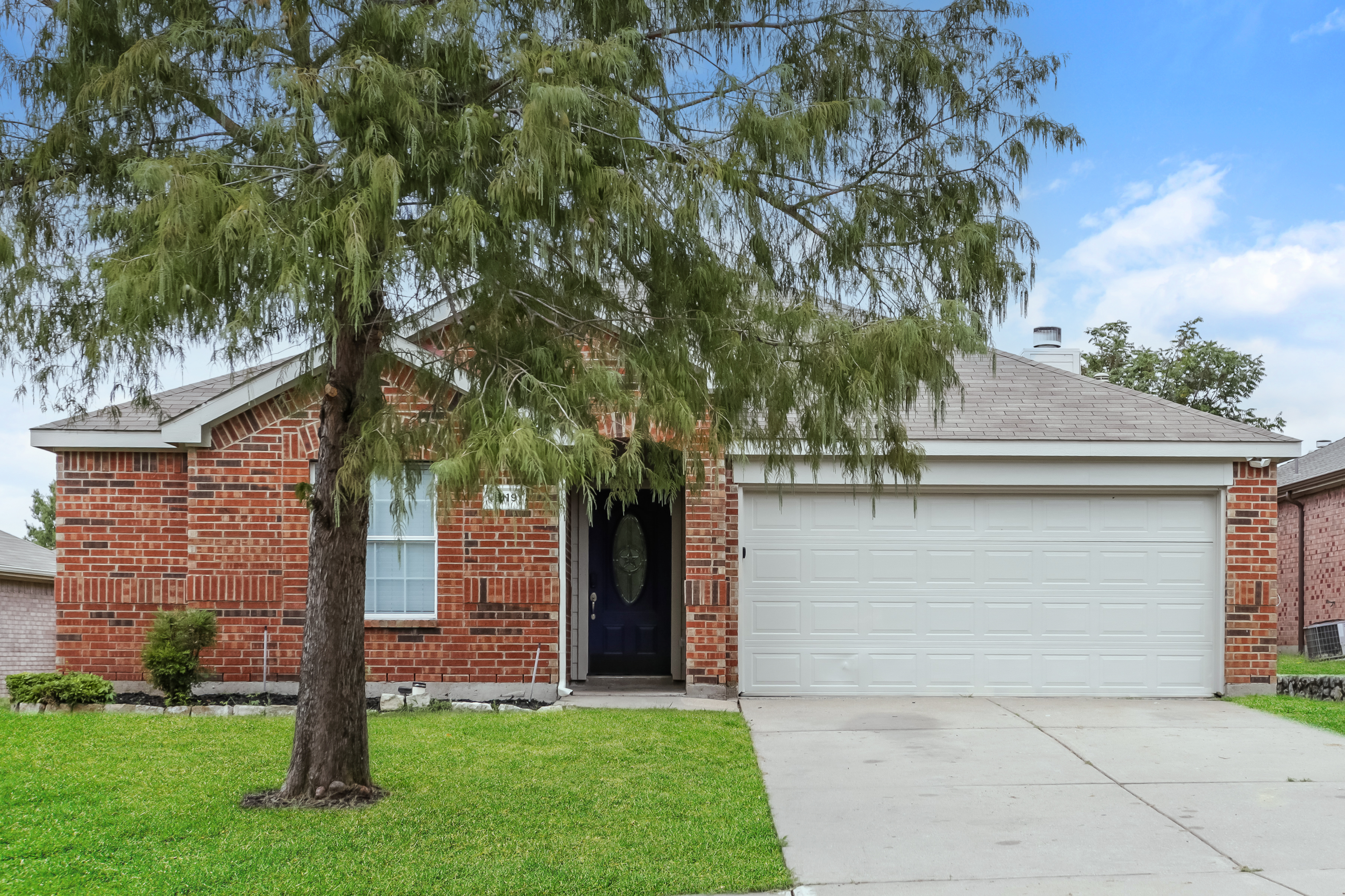 1019 CHELSEA LN FORNEY, TX 75126